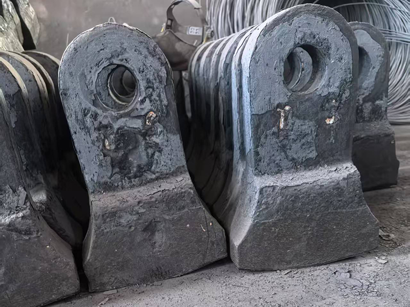 我公司主營(yíng)的碎石機(jī)錘頭有哪些優(yōu)勢(shì)呢？